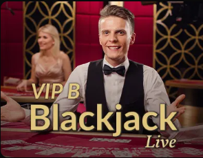 队报列无缘世界杯最佳11人：莱万、KK、索博、多纳鲁马在列